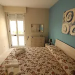 Sabbia E Mare Holiday home *