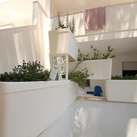 Sabbia E Mare Semesterbostad *