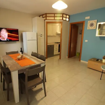 Sabbia E Mare Semesterbostad *